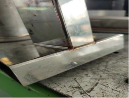 Air-cooled Handheld Laser Welder Portable Laser Welding Machine For Metal